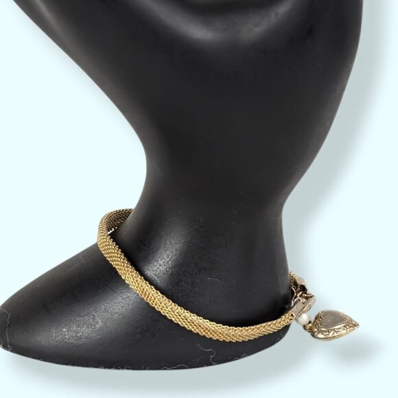 V. Sarah Cov Gold Tone Mesh Bracelet - Picture 3 of 6